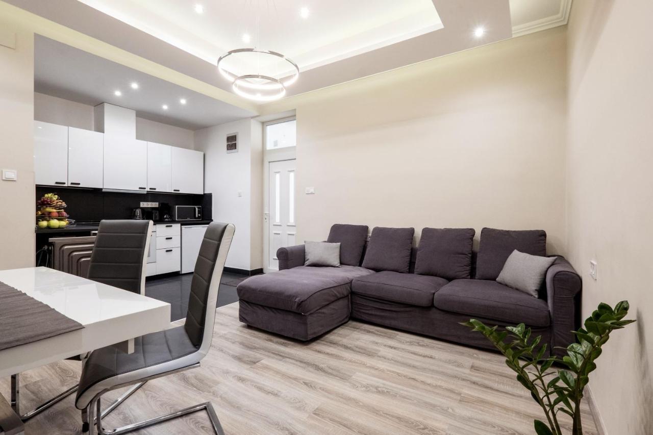 Prime Star Deak Ter Modern Luxury Apartments Budapest Bagian luar foto