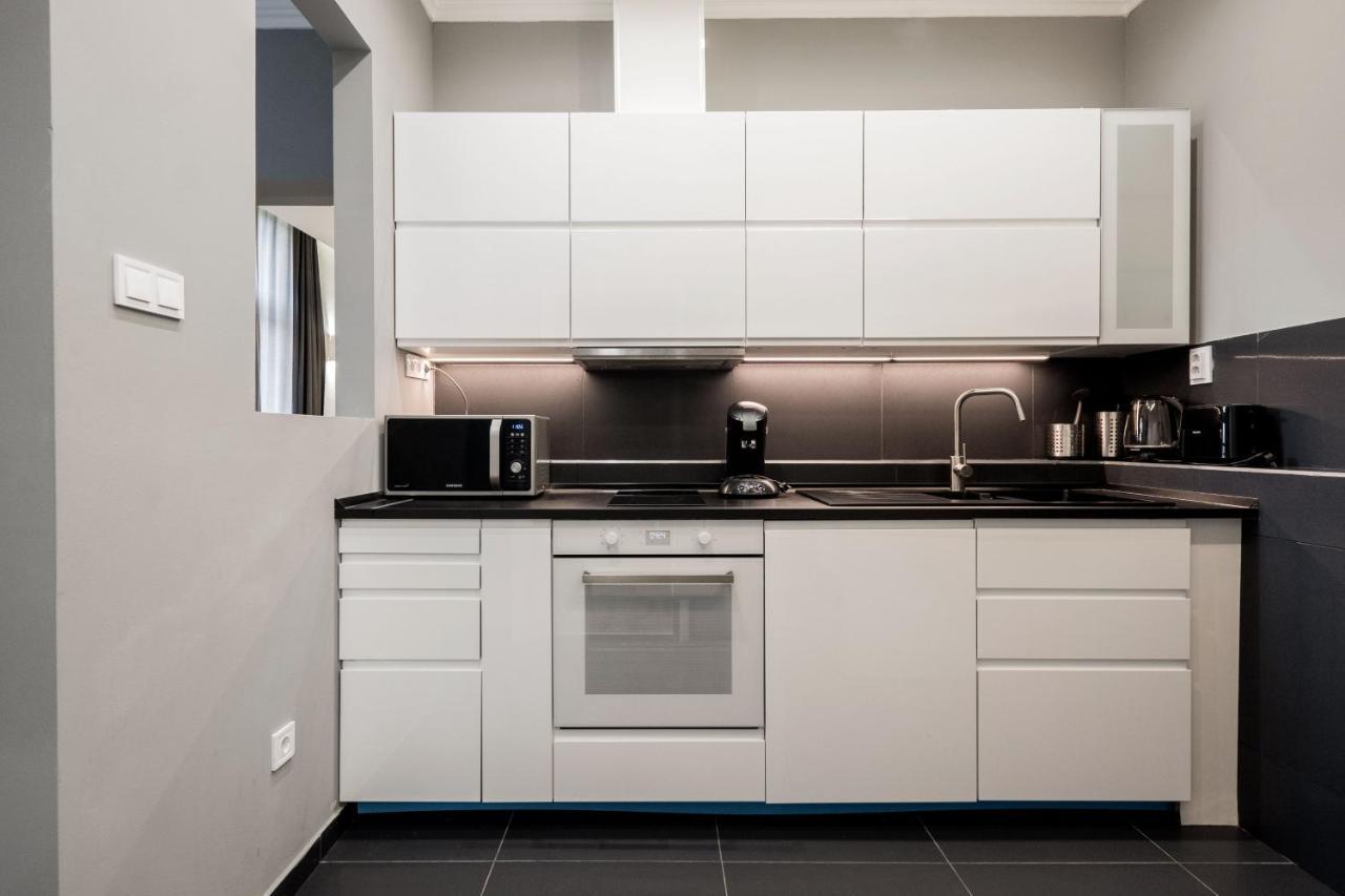 Prime Star Deak Ter Modern Luxury Apartments Budapest Bagian luar foto