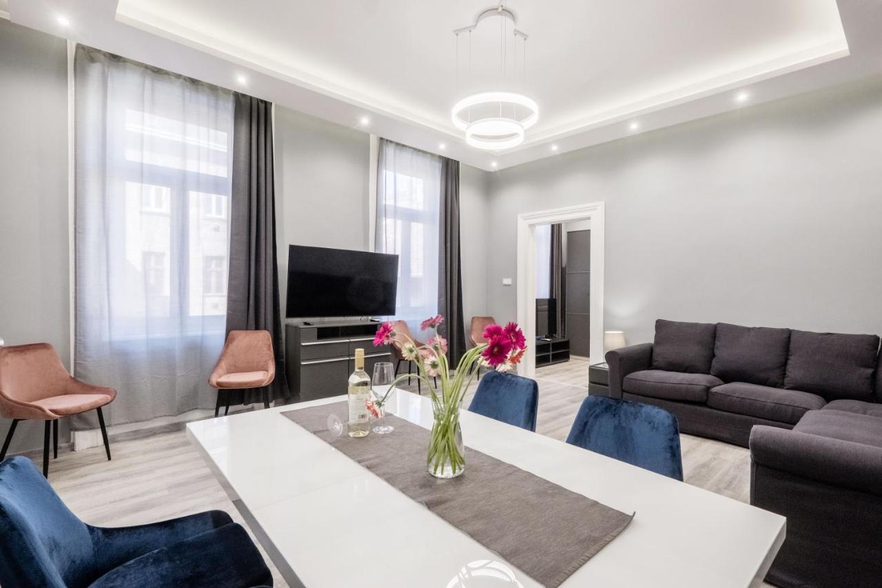 Prime Star Deak Ter Modern Luxury Apartments Budapest Bagian luar foto