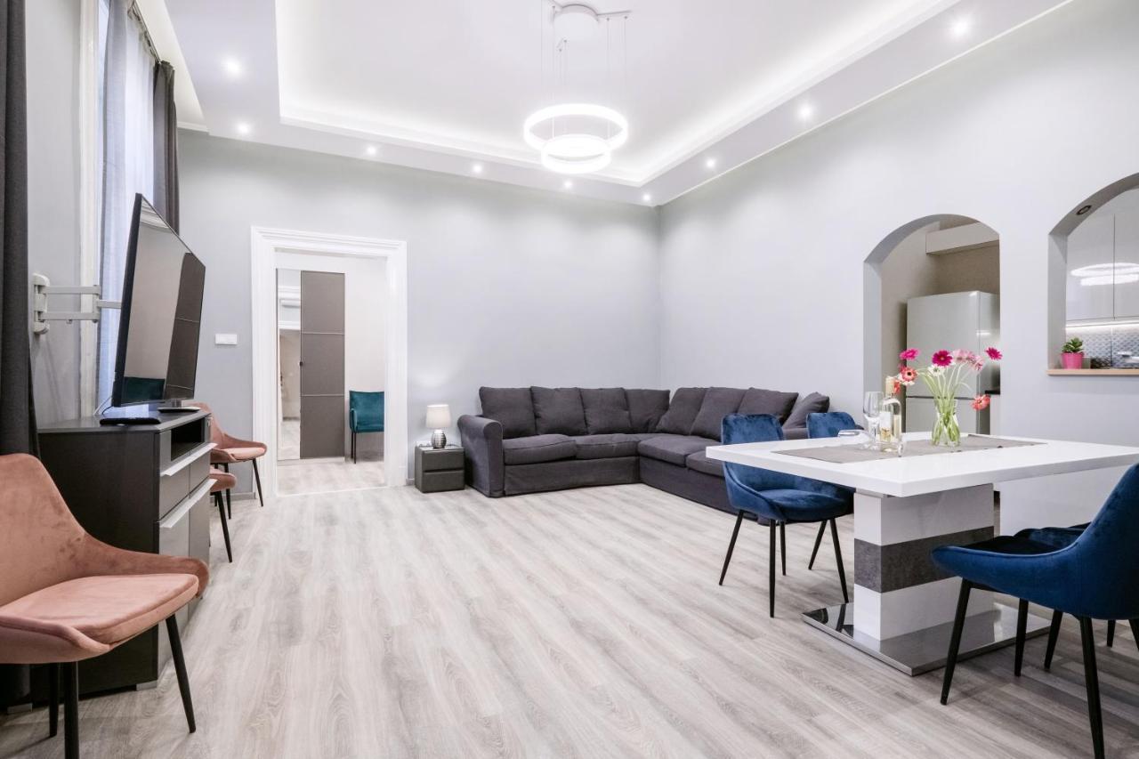 Prime Star Deak Ter Modern Luxury Apartments Budapest Bagian luar foto